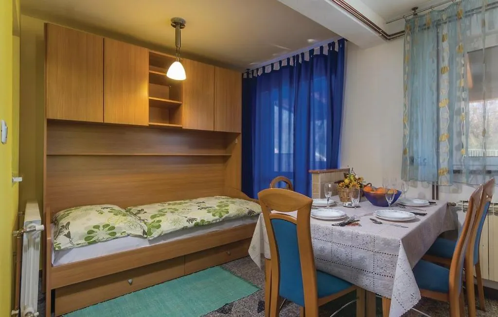 Apartments Residence By Tourist Guest house